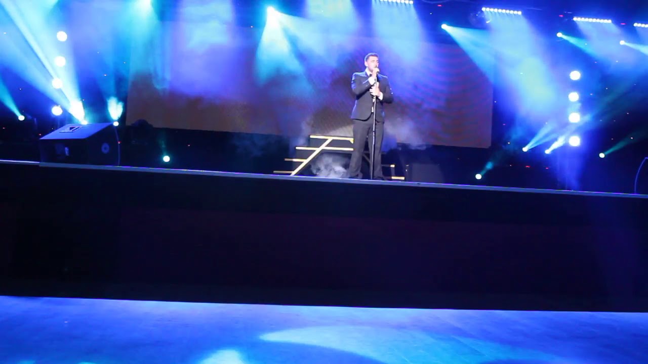 Michael Buble tribute act - Tommy - QUINN ARTISTES