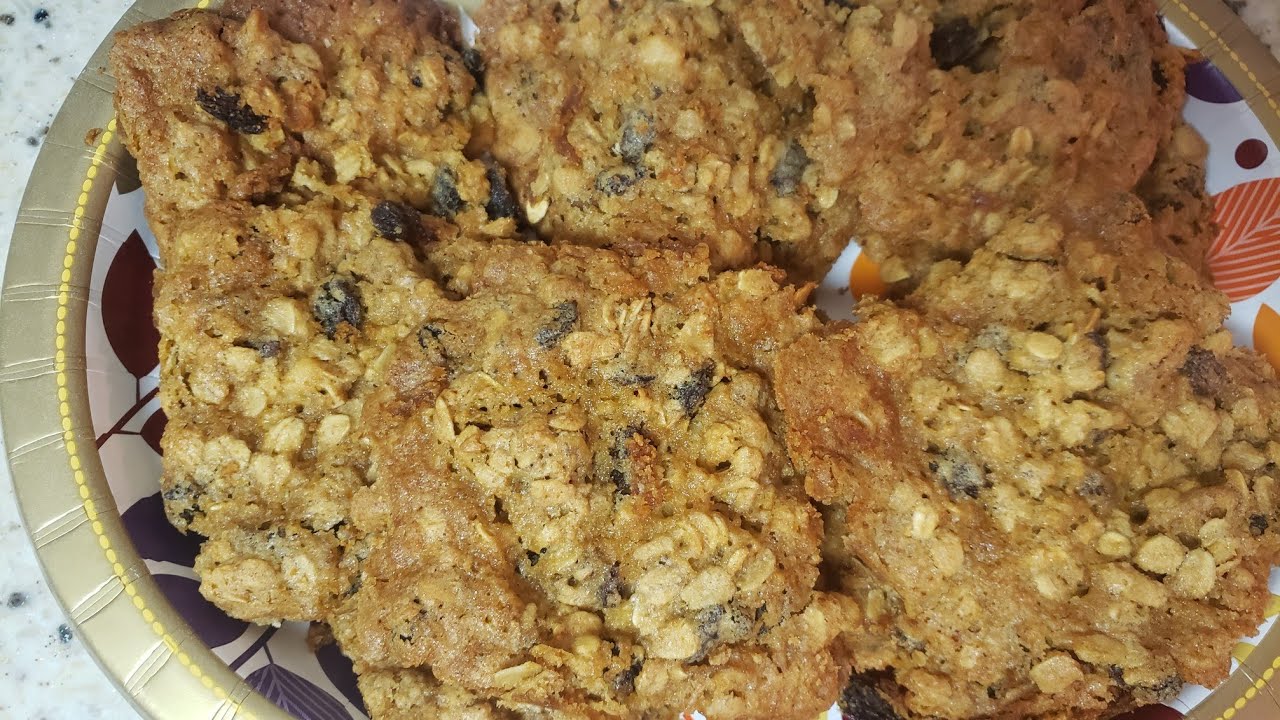 Домашнее традиционное овсяное печенье с изюмом и грецкими орехами!