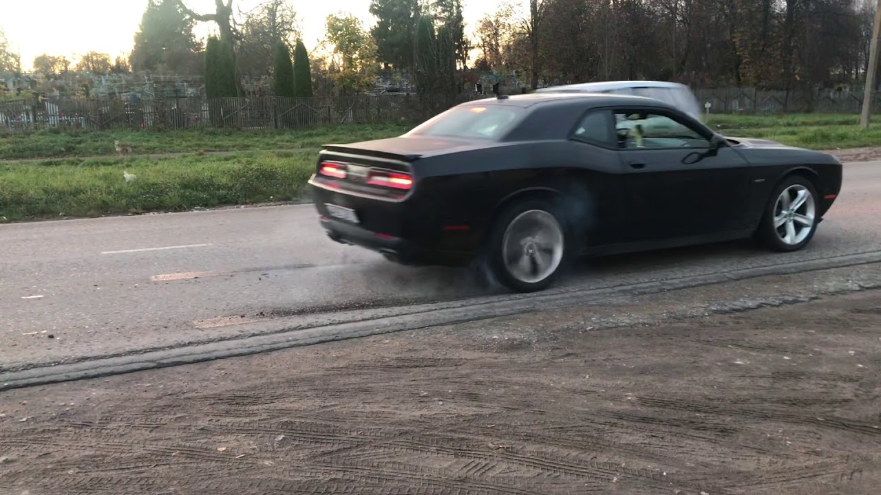 Бернаут Challenger 5.7 hemi Drift