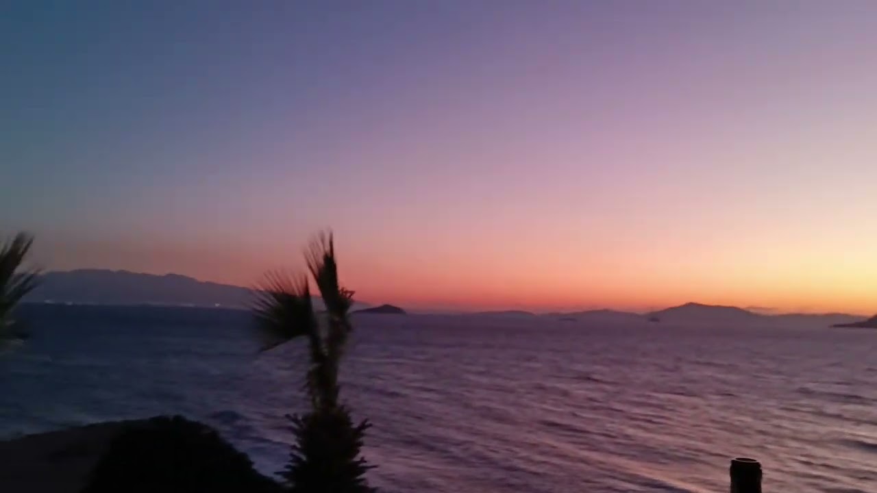 Bedroom - in my head ~ Sunset edition