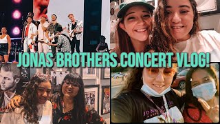 JONAS BROTHERS CONCERT VLOG! JOE WAVED TO ME, Nellie's, Trivia & Front Row! | Hannah Rebekah