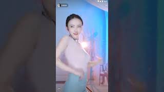 小鹿乱撞.20220408164130