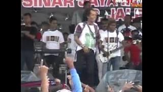 Monata  Sodiq Donw worry live in Kudus by ( ary yantoz)