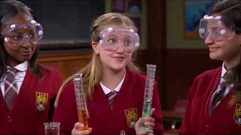 Veronica McFarlane : Bizaardvark clips for lacasting