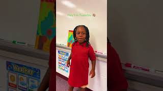 “Cause there’s 7 of them” 📆 #daysoftheweeksong #learning #explore #kindergarten