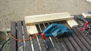 Cómo hacer una guía cepilladora para canteo de madera con cepillo eléctrico.