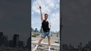 Dancing To Canadian Queen Resimi