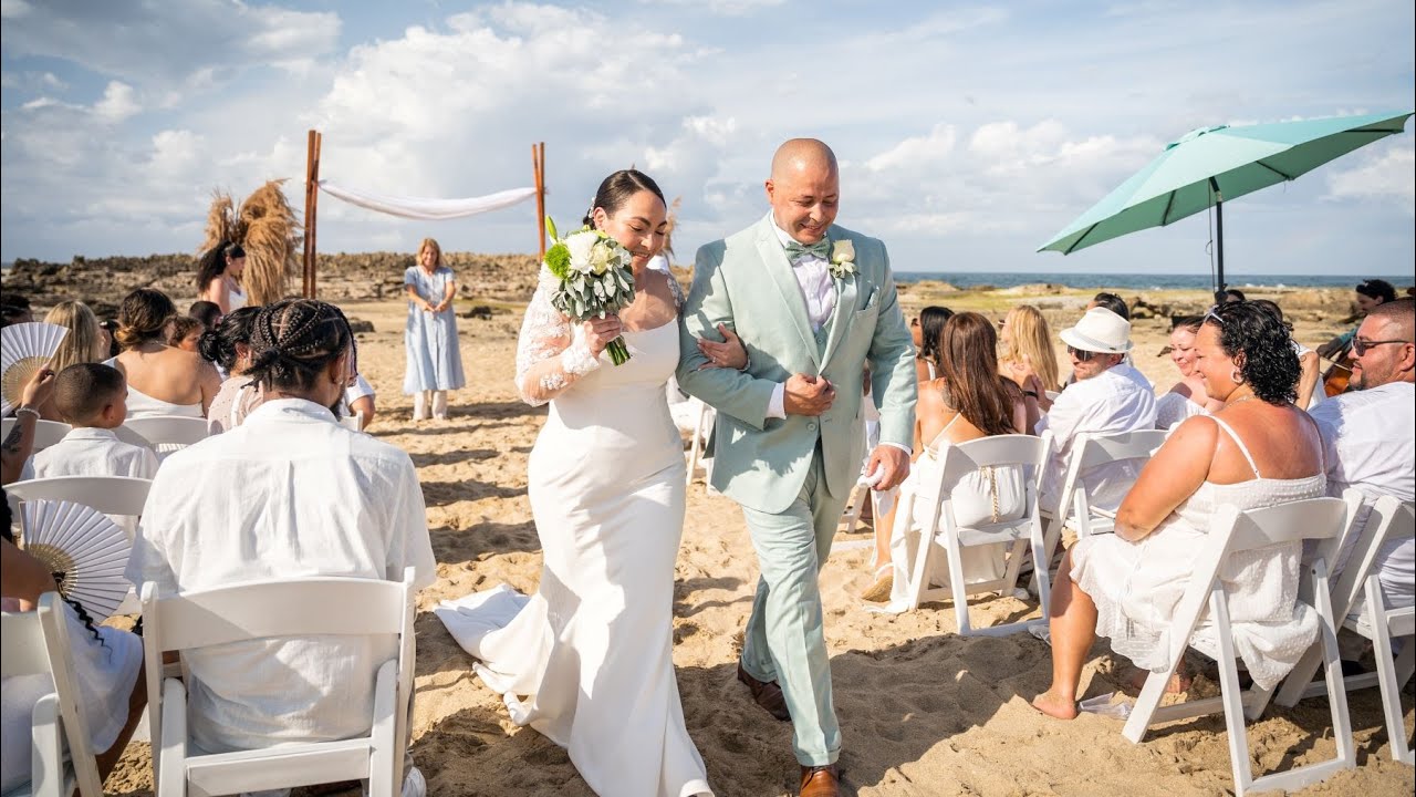Sonia & Christopher's white wedding in Puerto Rico!