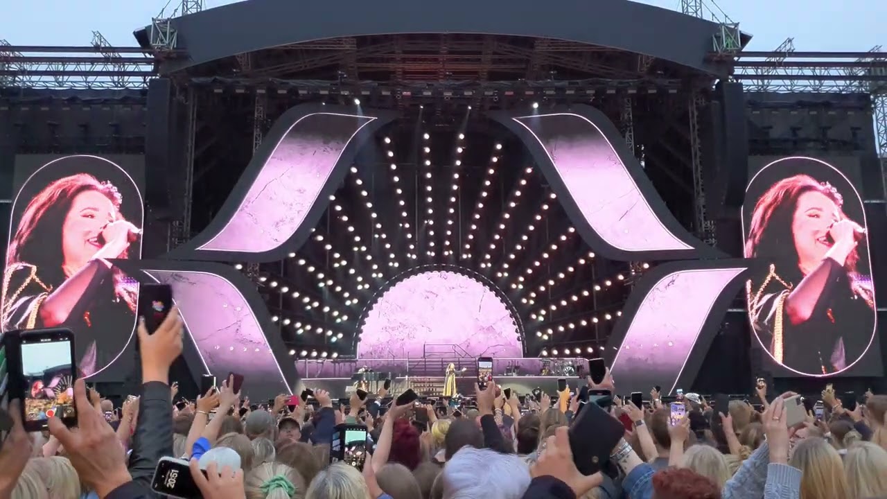 Kaija Koo - Kuka keksi rakkauden - live @ Olympiastadion Helsinki