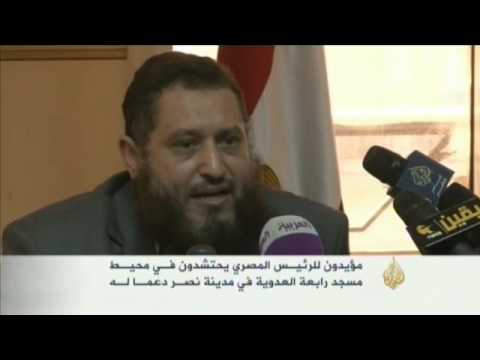مؤيدون لمرسي يحتشدون بمحيط مسجد رابعة العدوية