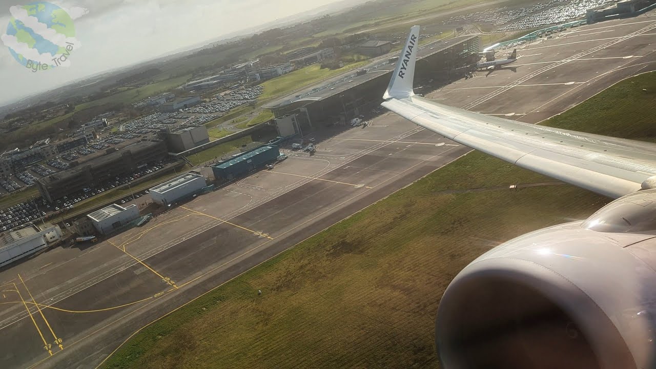 Ryanair Boeing 737-800 Sunny Morning Takeoff from Cork to Manchester