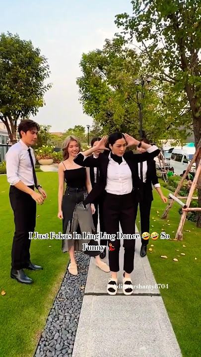 Not only me, but other friends are also focused on Ling dancing!! 🤣🤭💃 #linglingkwong #ormkornnaphat