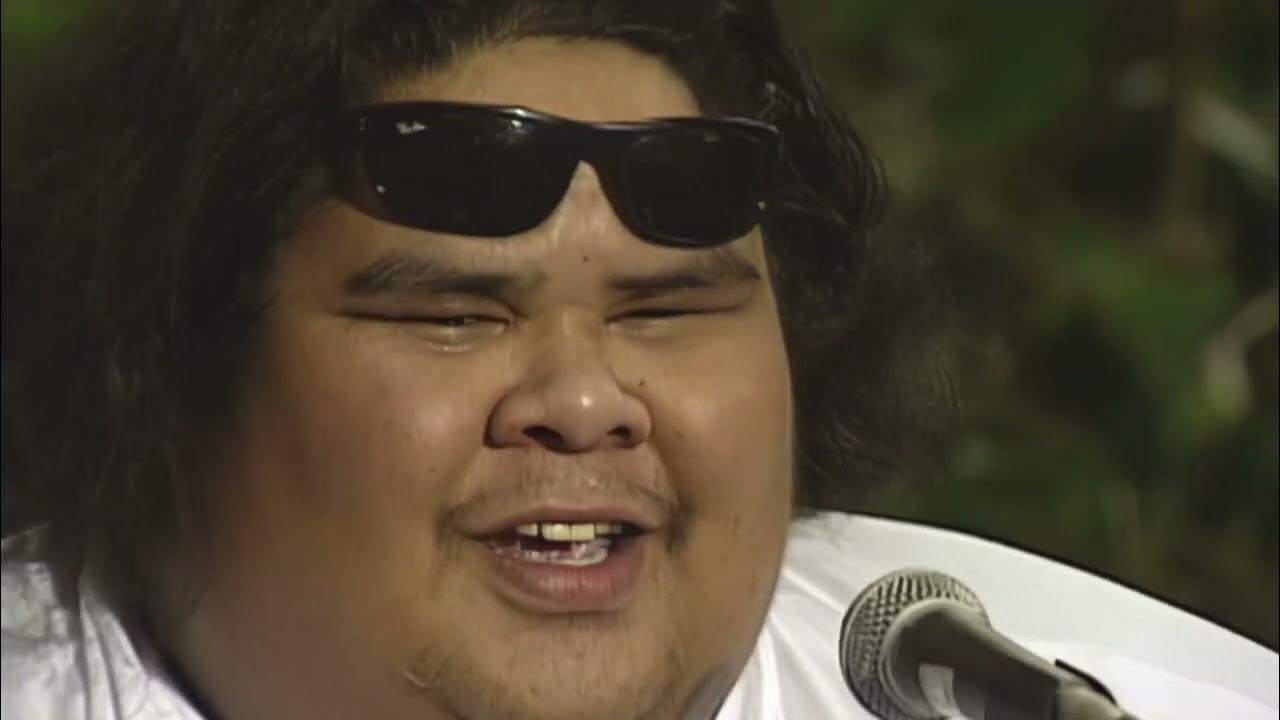 Israel "IZ" Kamakawiwoʻole - "Kamalani" Live Israel "IZ" Kamakawiwoʻole - "Kamalani" Live