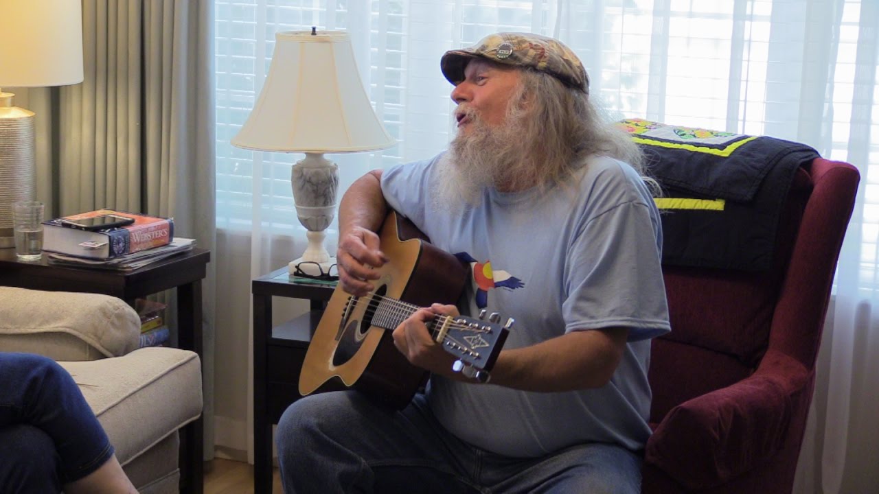 LIVE David Hartman performs for seniors - Longmont, CO