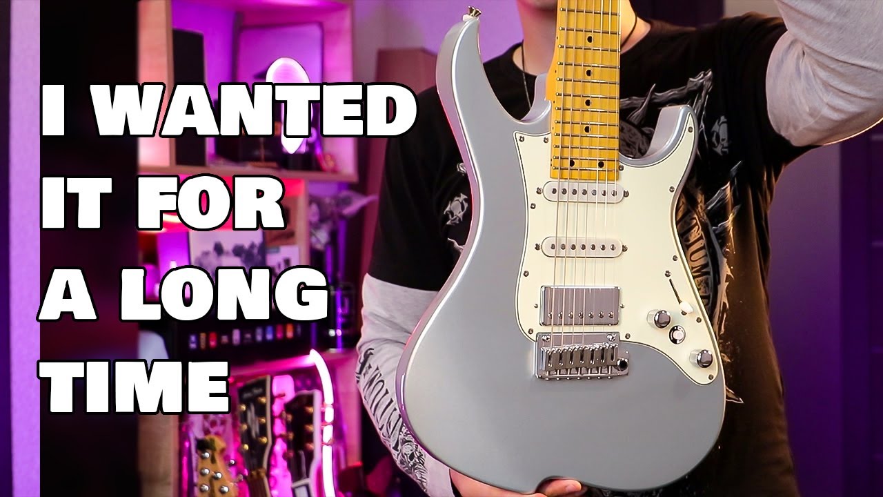 Riffs Are Easy To Play On This Guitar - YouTube