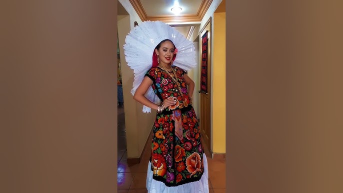 Vestido típico de Tehuana - YouTube