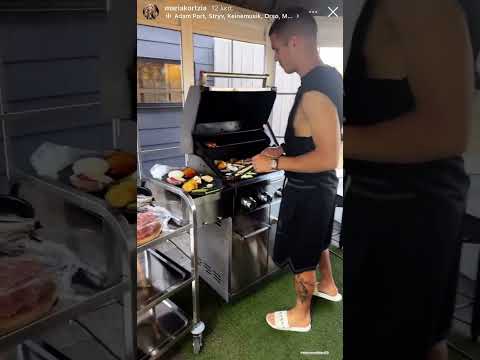 Ανέλαβε χρέη ψήστη