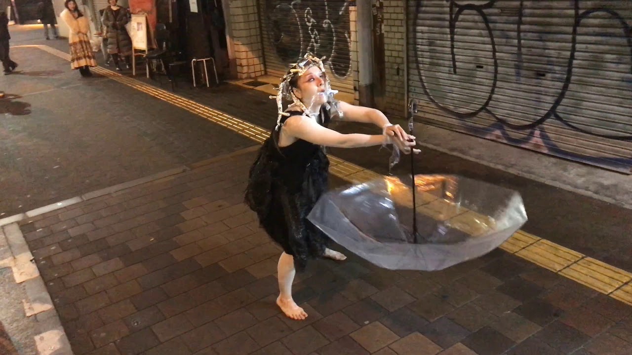 Vinci Mok’s Butoh wandering between the Slum & Riot in Nishinari 1 ...
