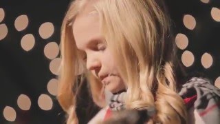 Miniatura del video "Let it Be Christmas Cover - Gracelyn Ulm"