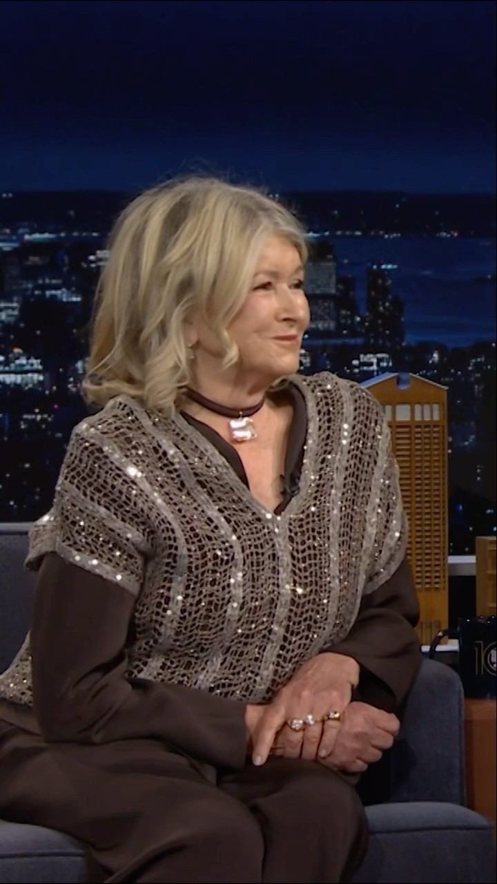 #MarthaStewart blind ranks #SuperBowl snacks! ? #FallonTonight #SBLIX