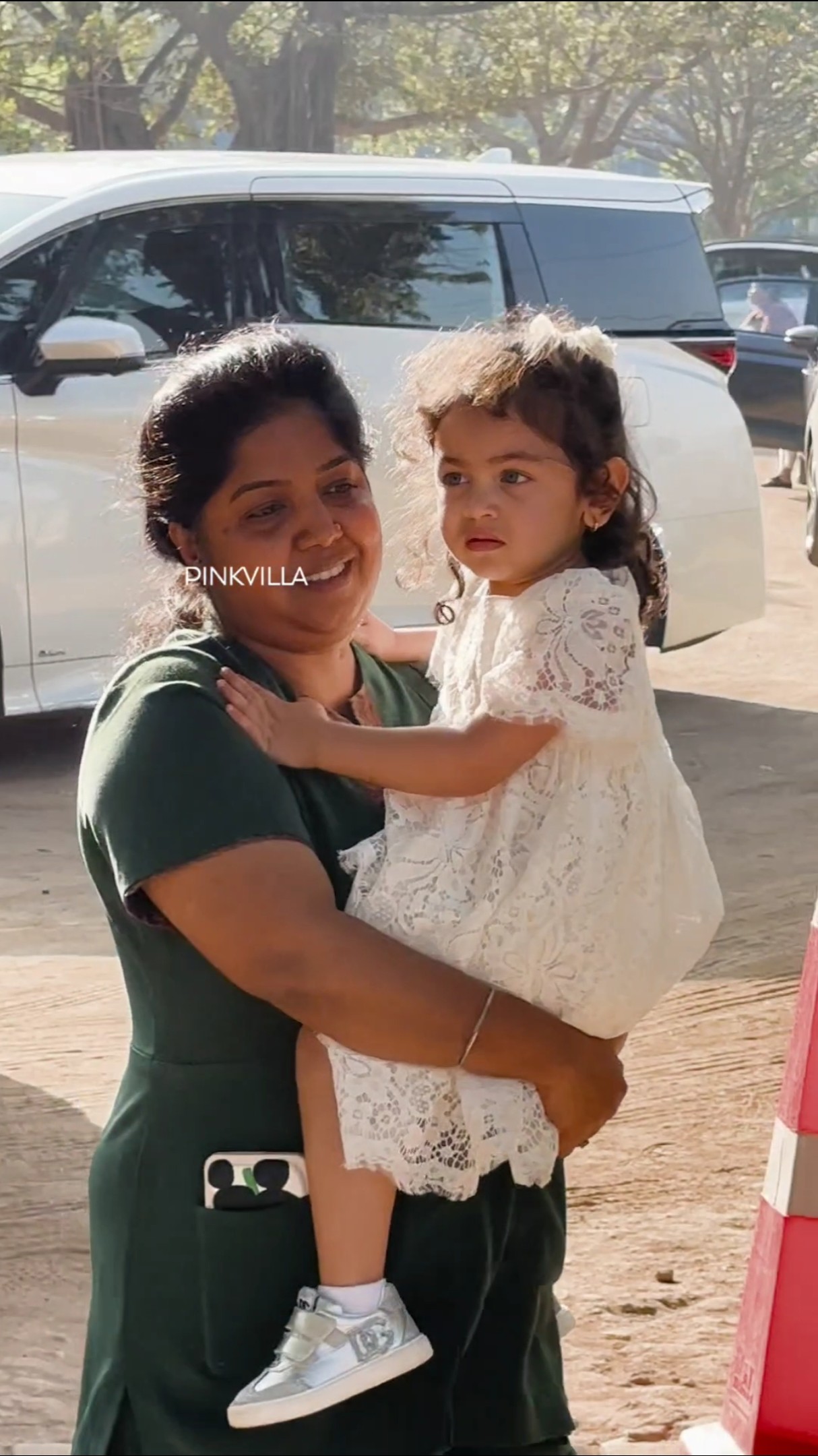 Raha Kapoor Arrives For Randhir Kapoor's BIRTHDAY With Dadi Neetu Kapoor | #shorts #baby #bollywood
