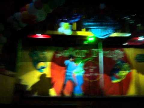 Sr. Frogs Ixtapa / Demo Electro Dance / Trunks / T...