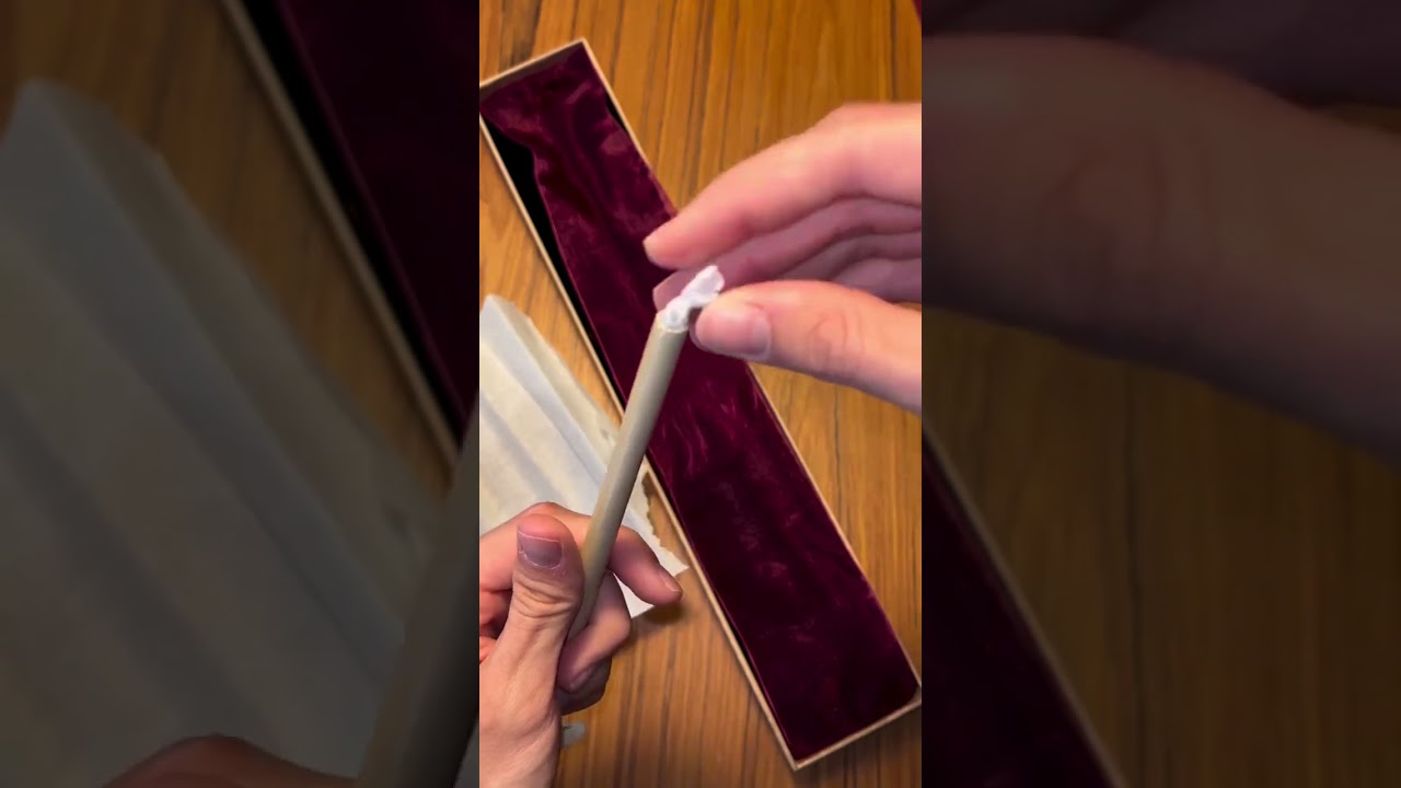 Wait until you see my boyfriend freakout, it’s gonna be epic 😂😂 The fire wand: the gift all