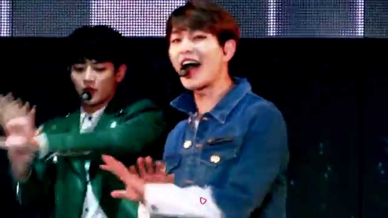150912 NEWSTART 2015 누난 너무 예뻐(Replay) - 온유(ONEW)