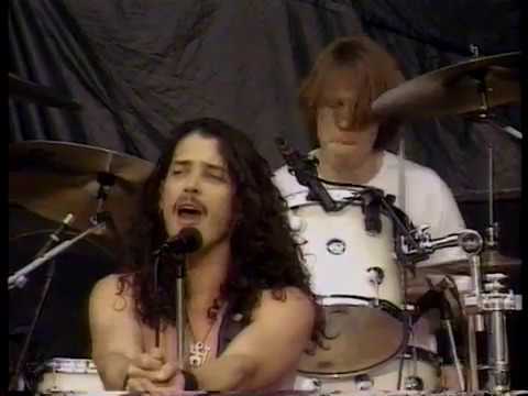 Soundgarden - 1992-06-06 Paris, France