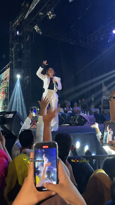 Malam puncak pacu jalur #kuansing #vidioshort #sitibadriah #dangdut #fyp