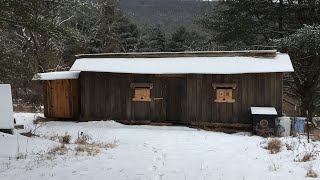 Building a winter cabin around an RV / Camper