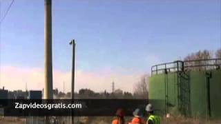Ohio Edison tower demo fails, falls wrong way - Zapvideosgratis.com