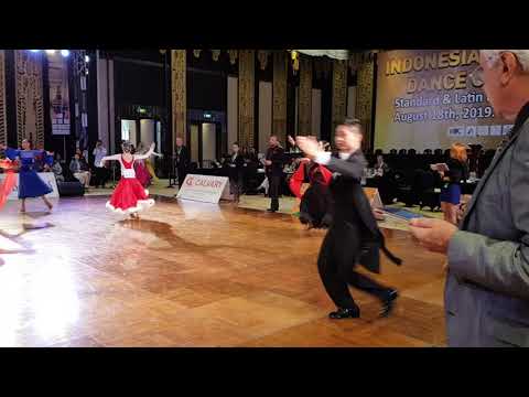 BALLROOM Standard Solo Quick Step Final