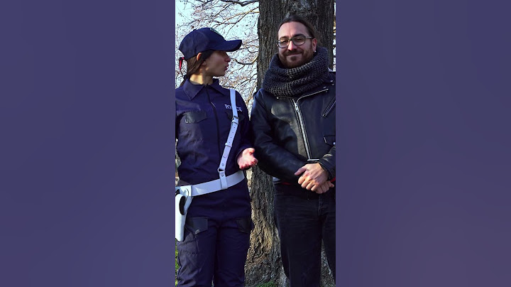 Quando chiedi aiuto alla polizia #shorts
