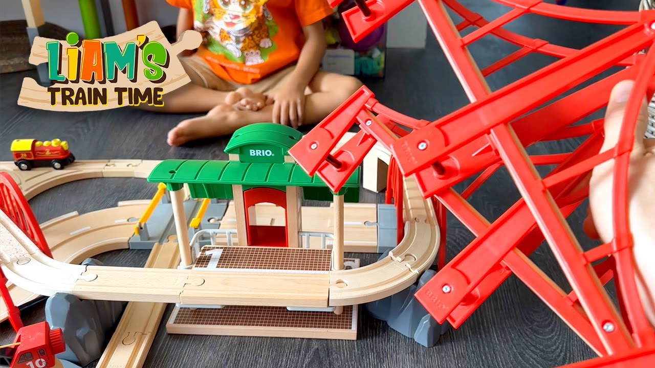 BRIO（ブリオ）WORLD ワールドデラックスセット [電車 船 飛行機 ]