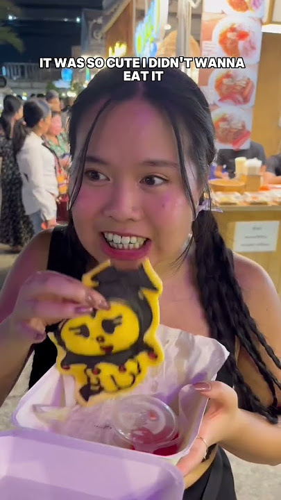 Everything I ate at the viral night market in Thailand 🇹🇭