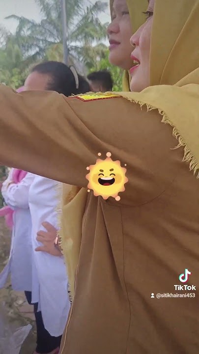 Emak - emak yang suka jajan - YouTube