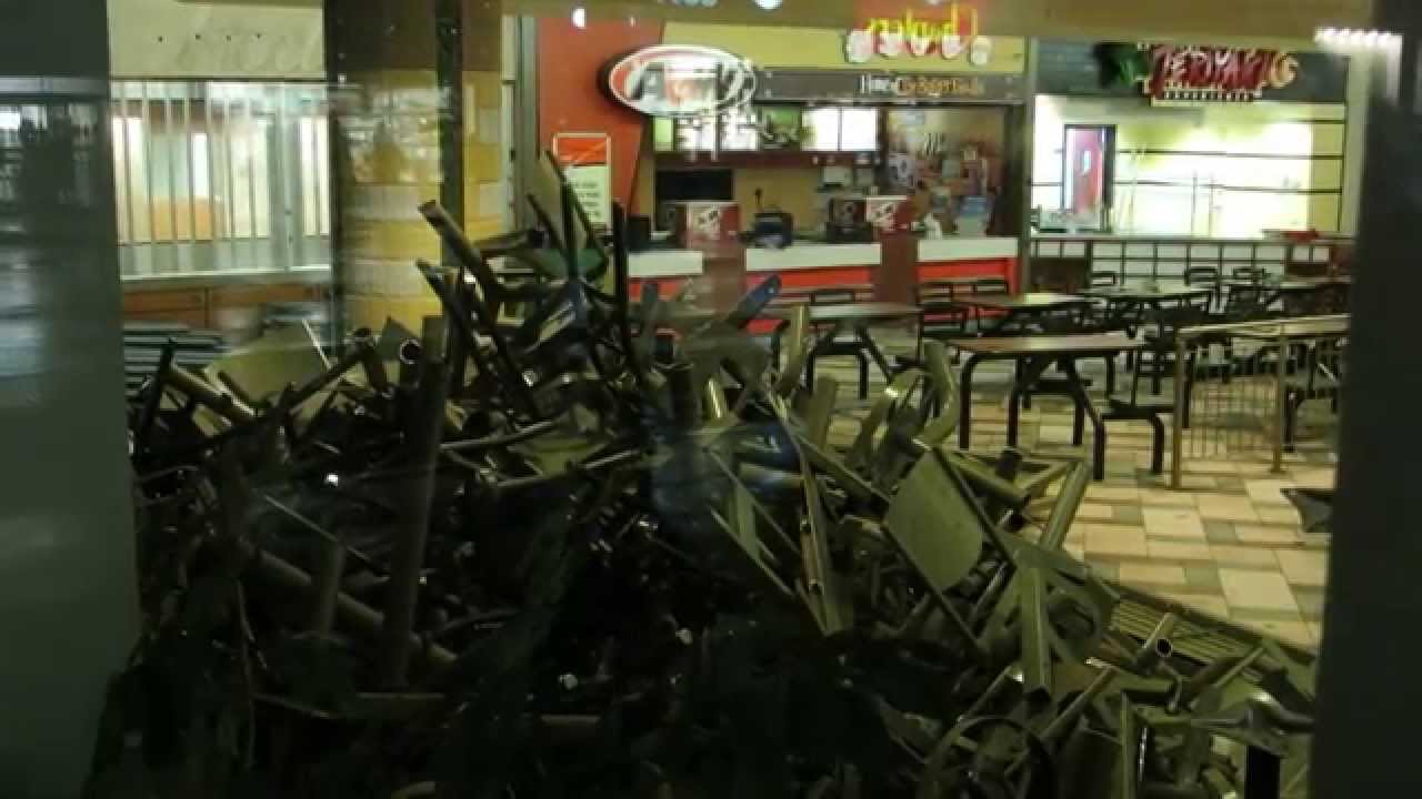 Downtown Ottawa Rideau Centre Food Court Closes YouTube