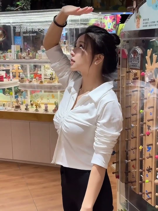 Hot Asian girls you've never seen before