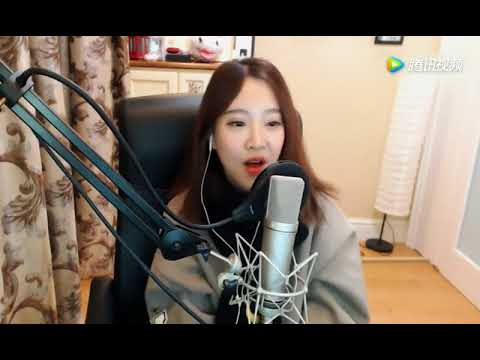 对于俏皮又纠结最早的理解就是这首歌曲！