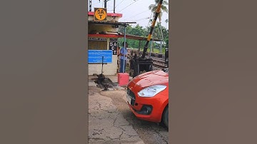 Gate man closing oldest manual railgate! #shorts