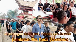 Download Lagu Rombongan Dari Israel, Fransis dan Jerman di Pemakaman Alm. Rande' Pakambanan di Bonoran MP3 Download Lagu Rombongan Dari Israel, Fransis dan Jerman di Pemakaman Alm. Rande' Pakambanan di Bonoran MP3