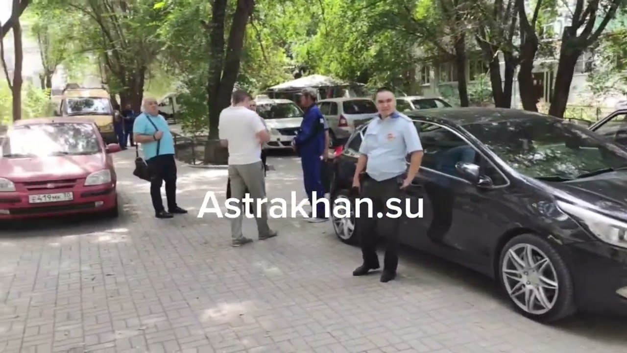 Последствия взрыва газа в жилом доме в Астрахани