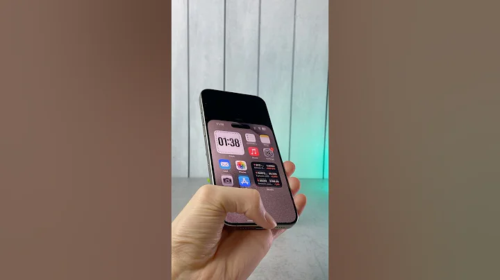 ONE-HAND mode on iPhone