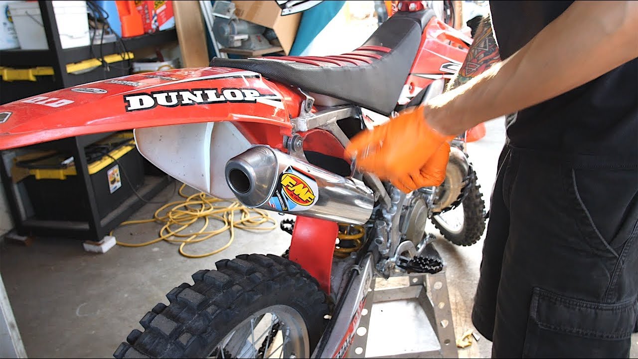 FMF pipe for CR250r - YouTube