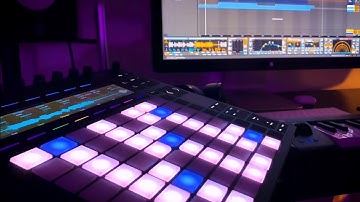 Synthwave sketch (Ableton Live & Push 2, Jupiter 8 and TR-707)