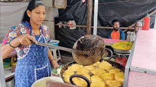 India's Fastest Lady Vendor | Ragda Pattice Pav for Rs 17 | Indian Street Food