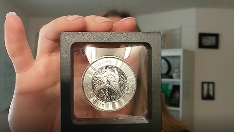 Floating Display Frame