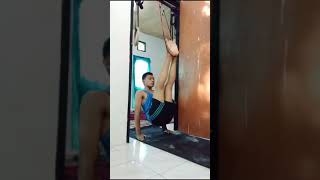V-Sit Hold Training... Calisthenics Skills (Core Workout)