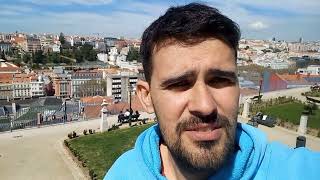 Turistano e trabalhando em Lisboa Portugal.